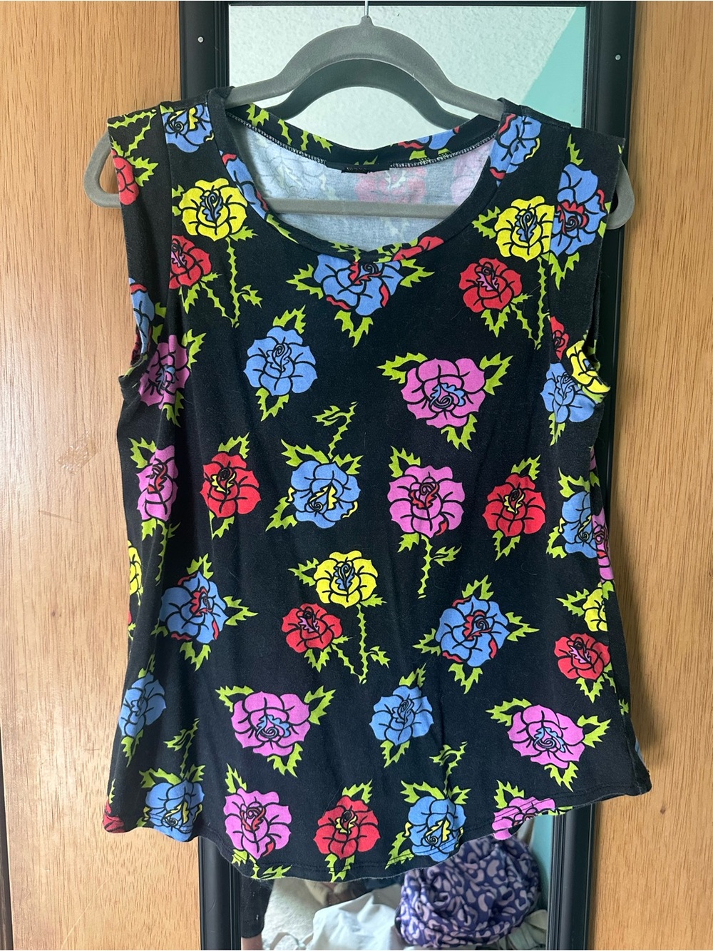 Muscle Tee Roses
